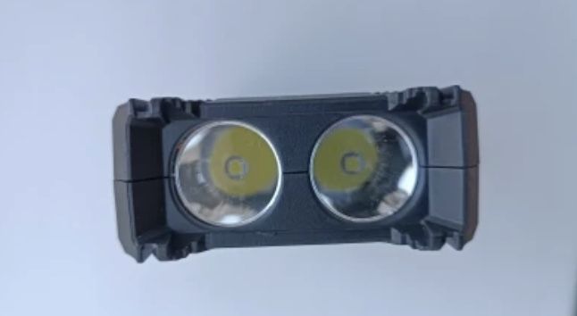 Podwójna dioda led z powerbankiem