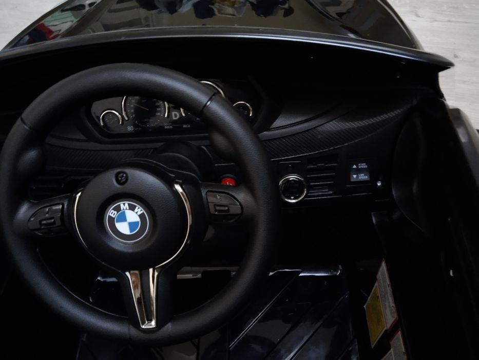 Auto samochód Pojazd BMW X6M na akumulator dla dzieci