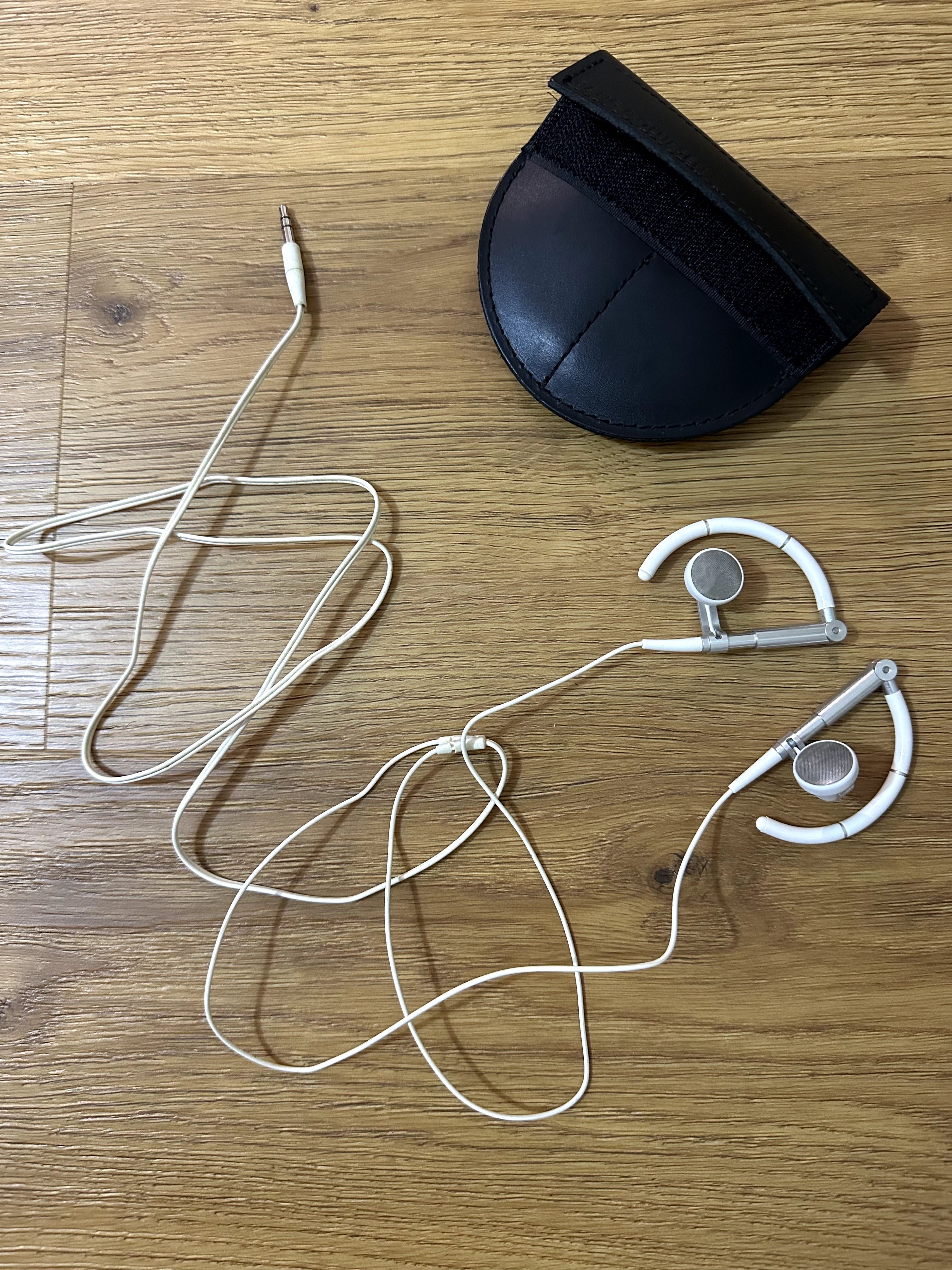 Headphones com fio Bang & Olufsen