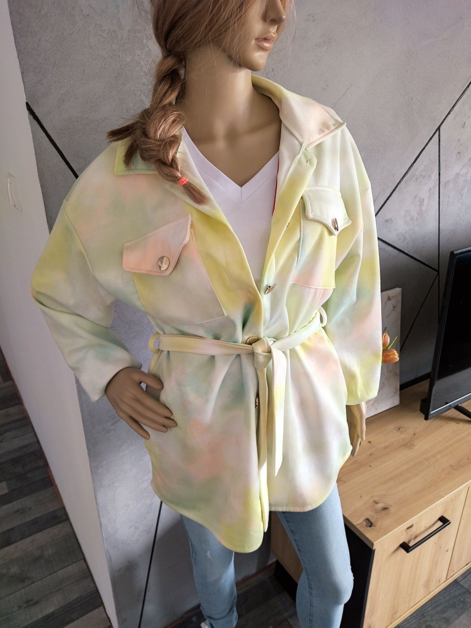 Koszulowy płaszczyk pastelowy Oversize