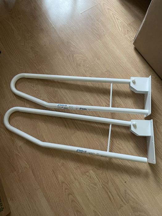 Zestaw uchwytów łazienkowych dla osób niepełnosprawnych