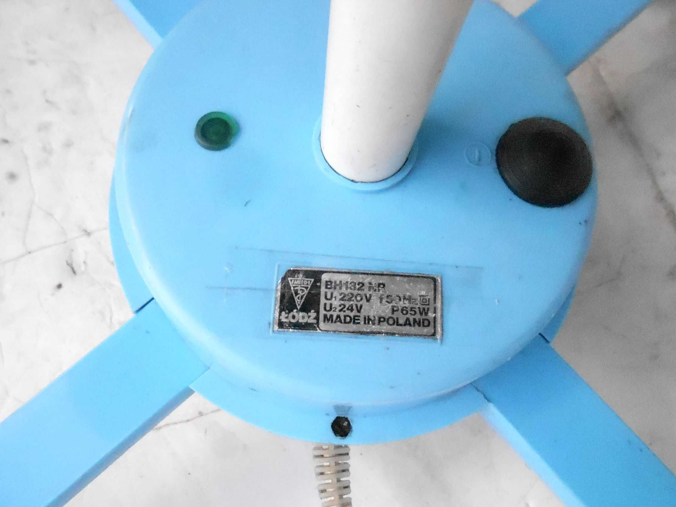 Stojak lampy halogenowej przejezdnej BH 132 Famed Łódź, przejezdna