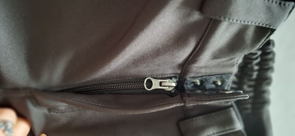Spodnie softshellowe 4f  xs