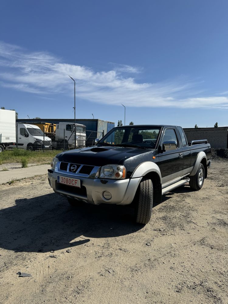 Nissan Navara для зсу