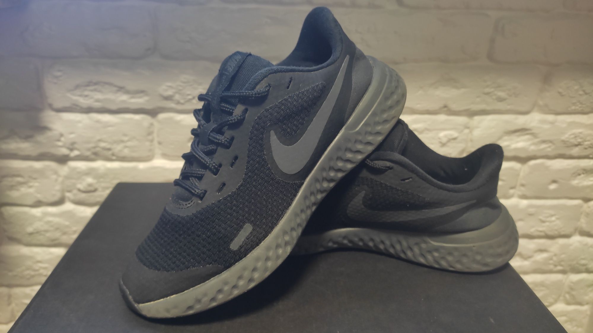 Кроссовки Nike 35,5 размер 22,5 см