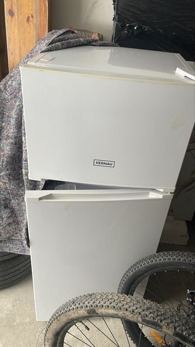 Lodowka kernau 140cm