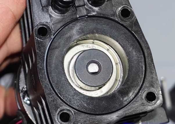 Перистальтичний насос з великою витратою (VDP330D)