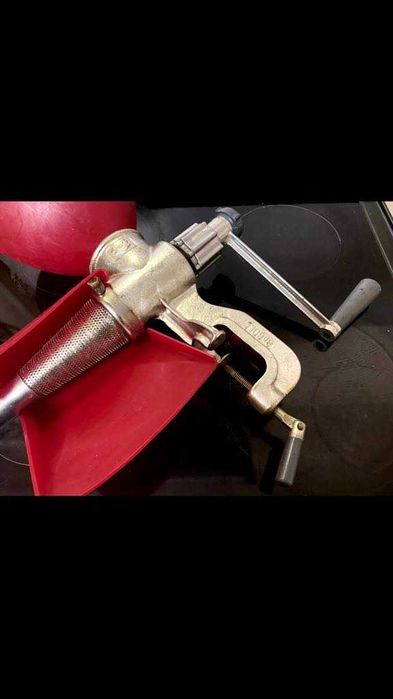 Соковижималка ручна