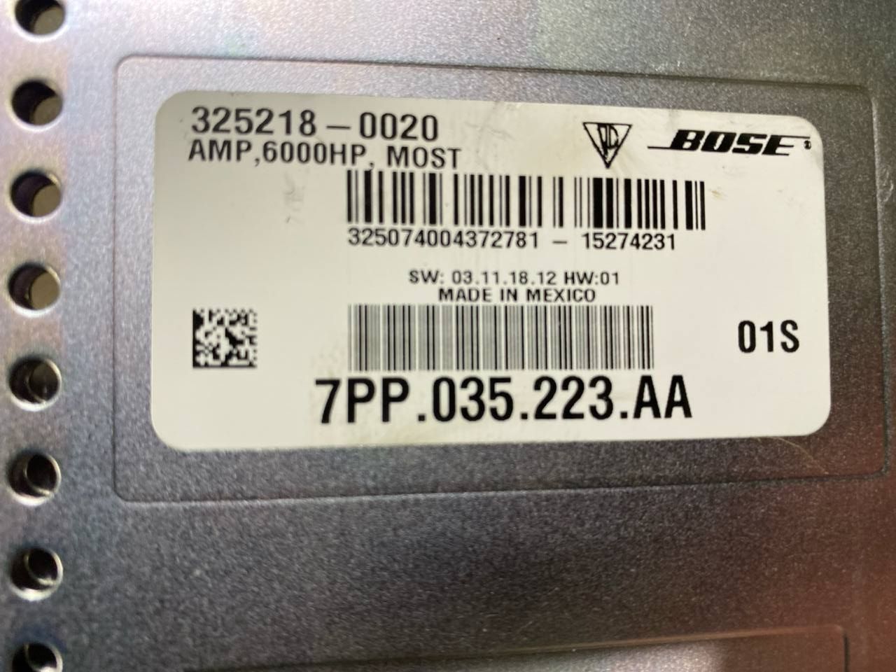 Porsche cayenne 958 підсилювач звуку Bose 7pp035233aa