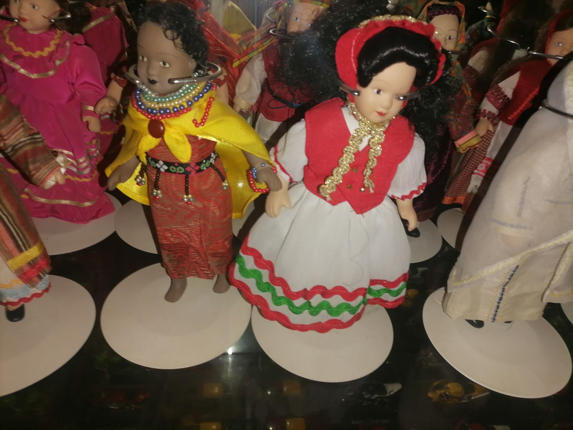 boneca de procheana  com 23 altura