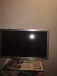 Telewizor Philips 32 cale dekoder wieszak ścienny