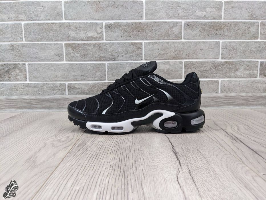 Чоловічі кросівки Nike Air Max Plus \ Найк Аір Макс Плюс \ 43