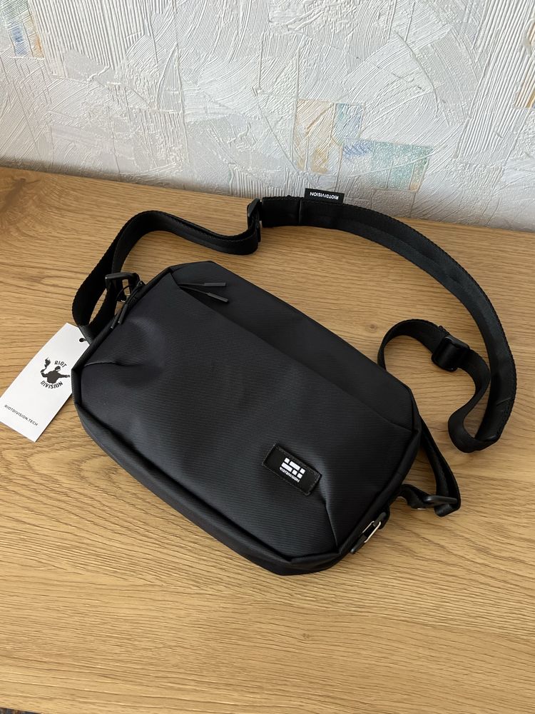 Нова! Сумка Riot Division Civil Middle Crossbody gen.1 riotdivision