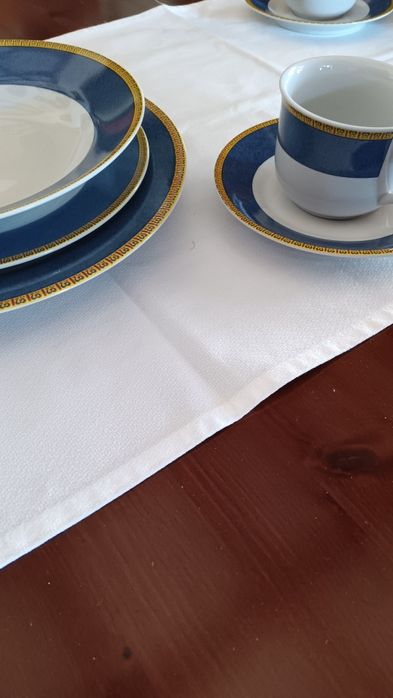 Conjunto de 10 peças de porcelana fina