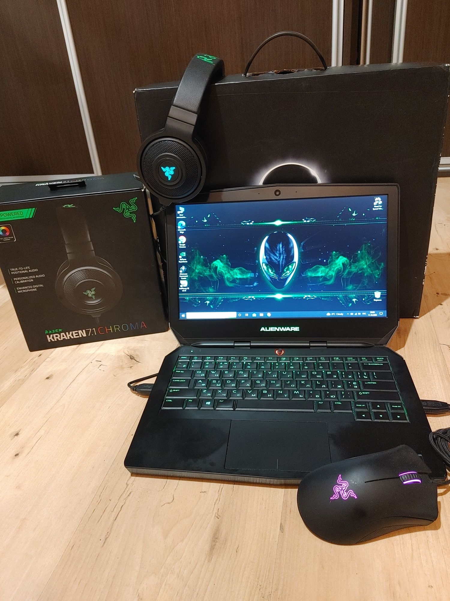 Zestaw-Alienware 13R2+Słuchawki Razer+Mysz Razer