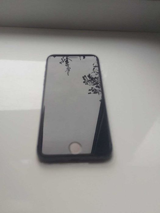 Iphone 8 64 гб , neverlock , оригінальний