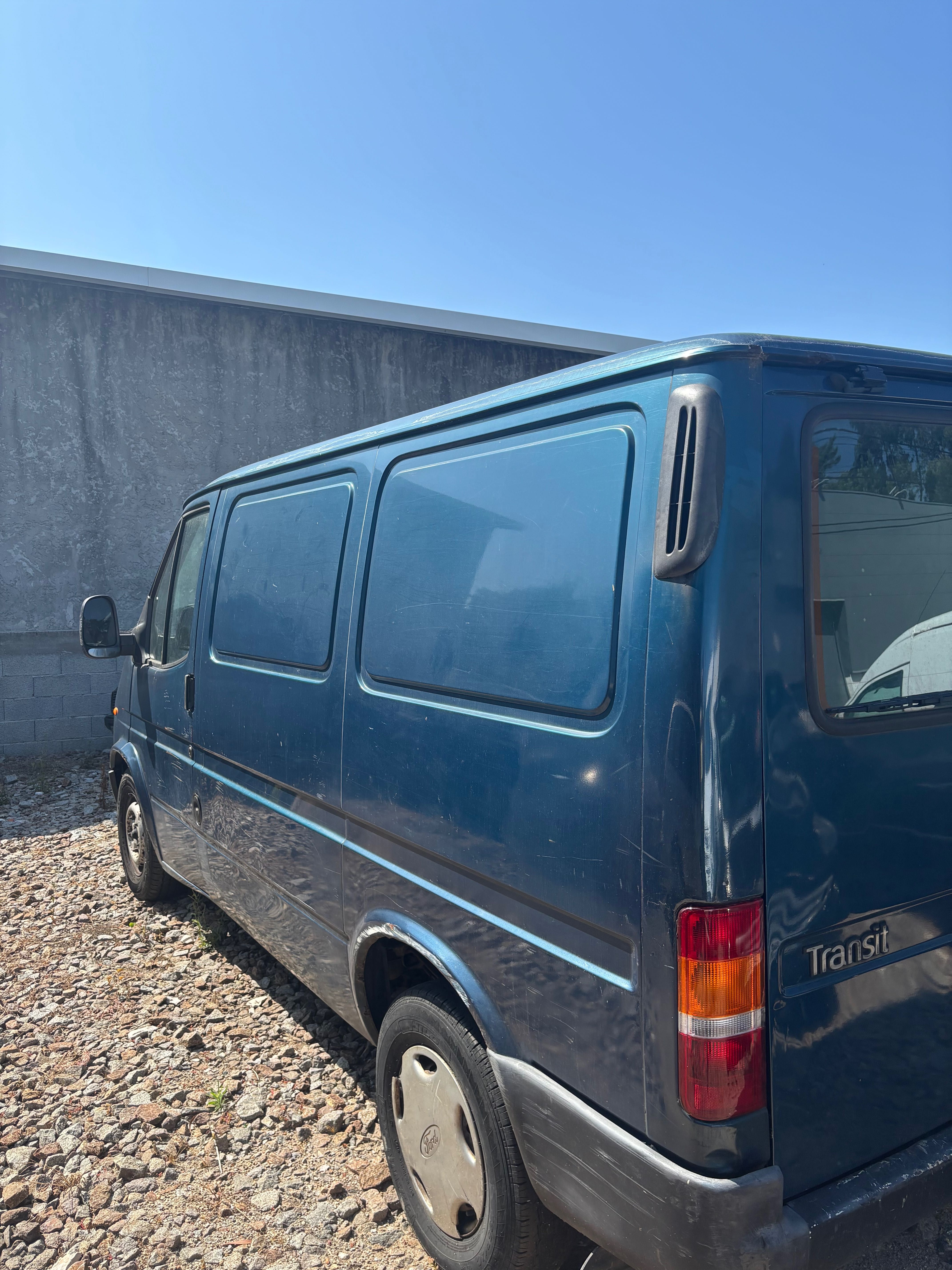 Ford Transit Top Line 1998  (motor avariado)