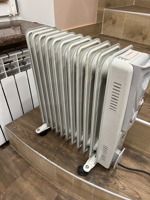 Обігрівач масляний в гарному стані