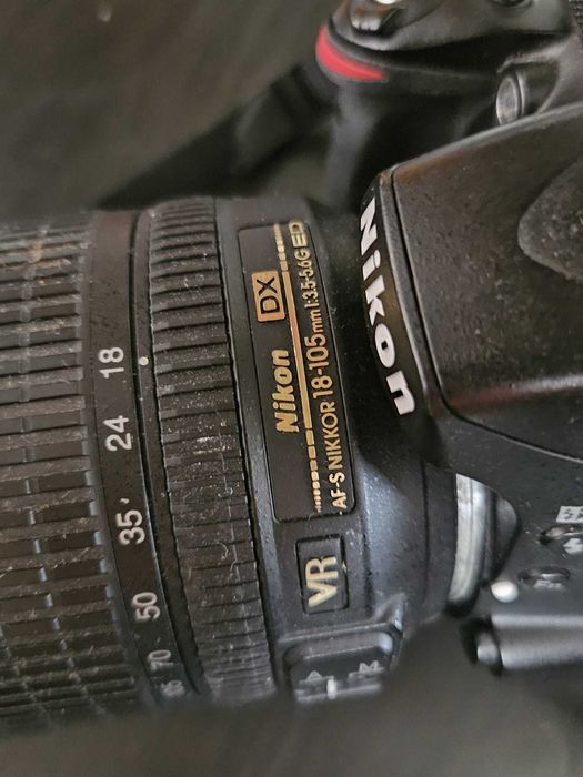 Aparat lustrzanka Nikon D3200 - stan jak nowy