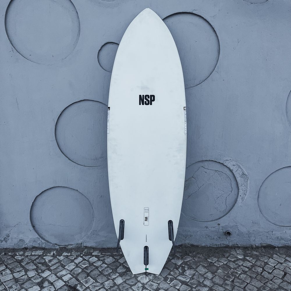 Prancha de Surf NSP 6'0 35L + Quilhas + Leash + Capa