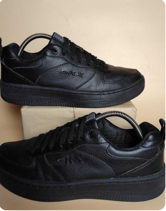 Туфлі чоловічі шкіряні Skechers  р.41 довжина устілки 26 см.