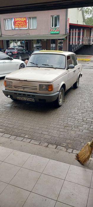 Вартбург продається