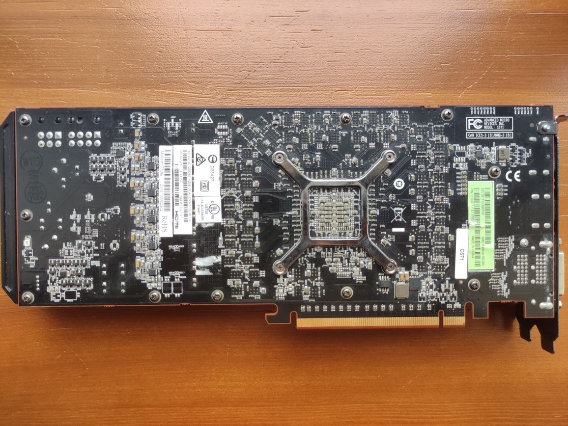Видеокарта PCI-Ex Radeon R9 290 4096 MB DDR5 (512bit) (947/1250)