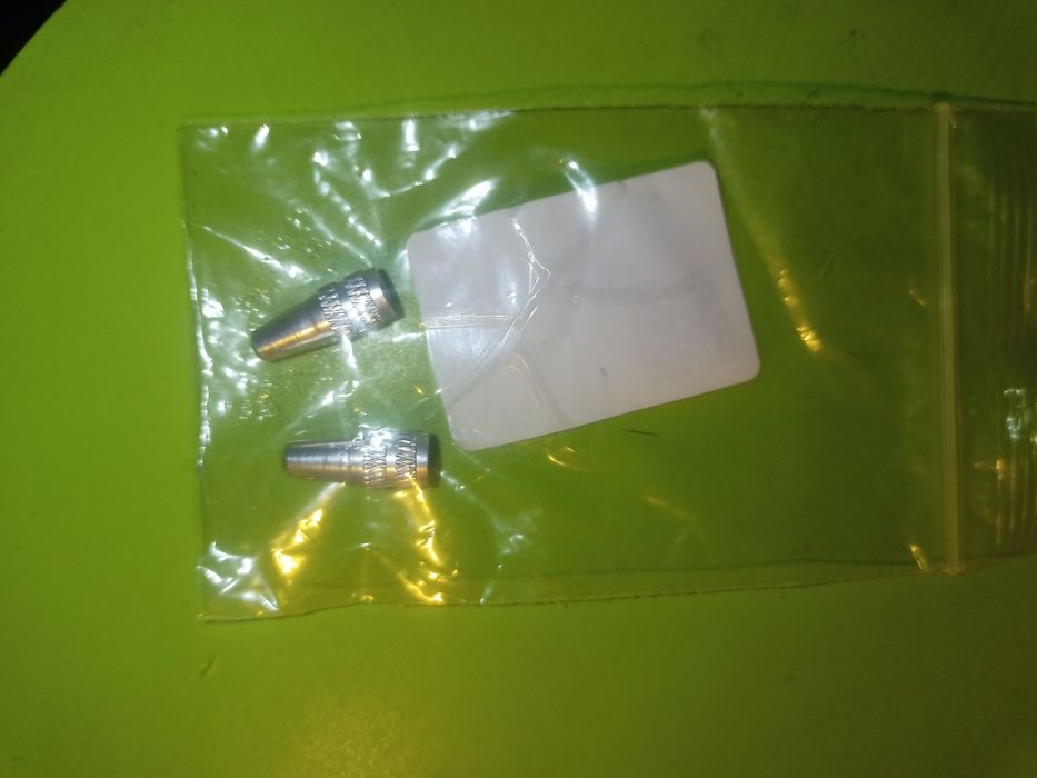 Алюминивые колпачки на нипель.