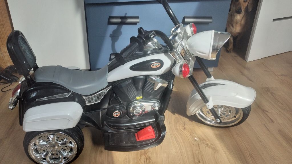 Motor elwktryczny dla dziecka