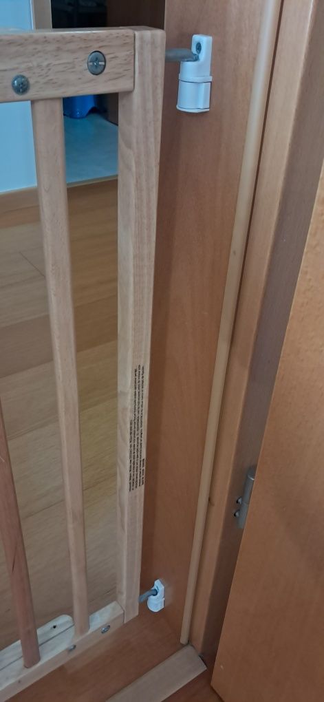 Barreira de segurança para escada ou porta