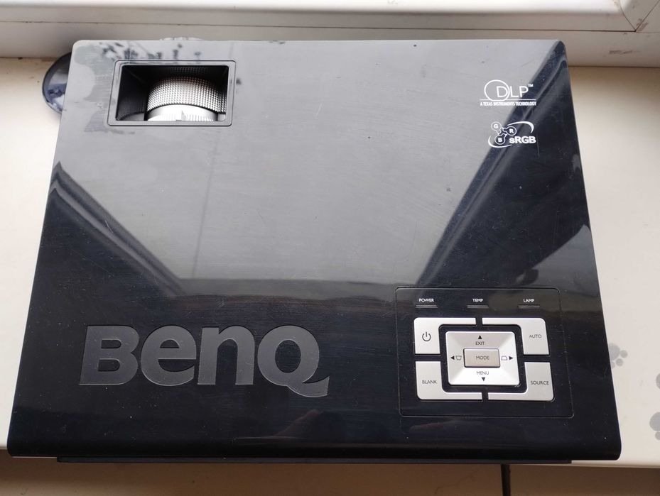 Проектор BenQ MP610
