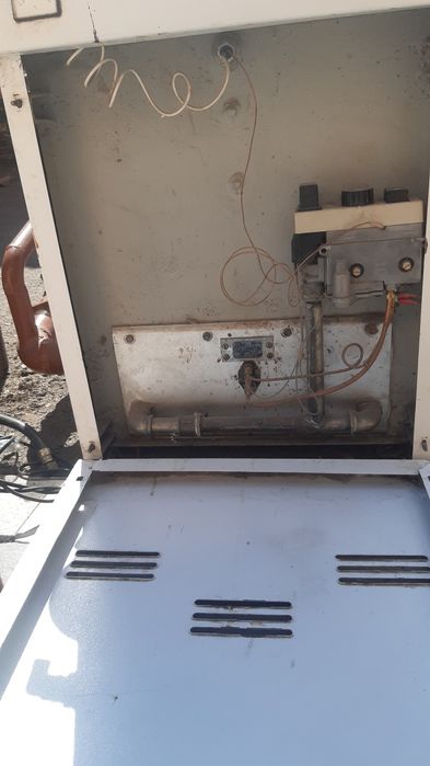Газовий котел 2 -х контурний КС-Г-(ГВ)-24 ДSна 200 м.кв