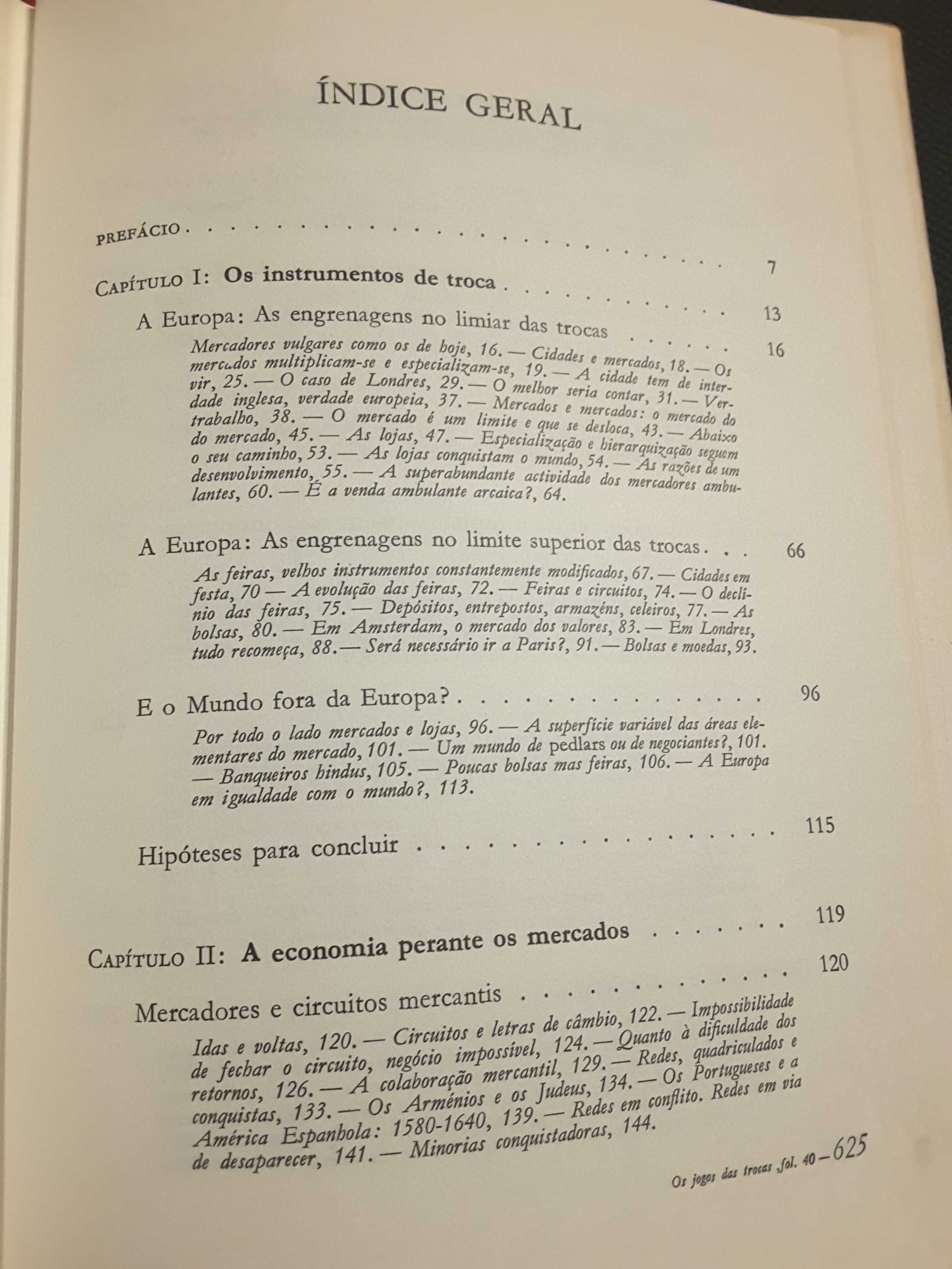 Braudel: Civilização Material e Capitalismo / Dic. dos Descobrimentos