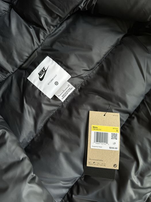 Nike Sportswear Storm Fit Windrunner Primaloft пуховик найк куртка