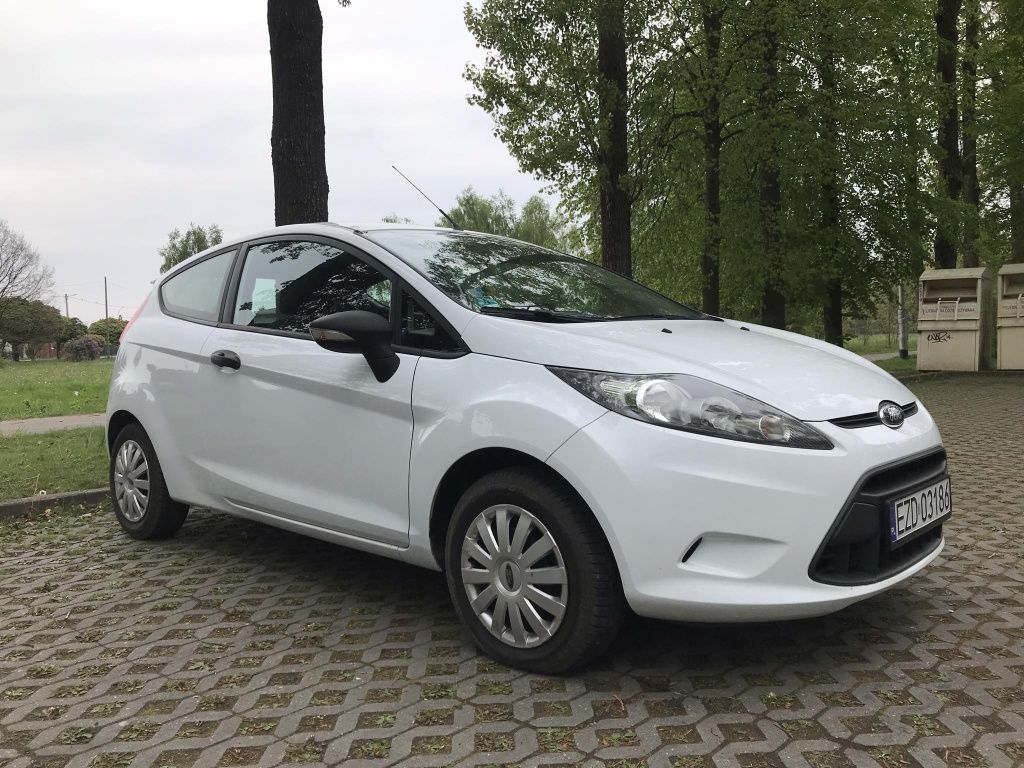 Ford Fiesta 1, 2 benzyna