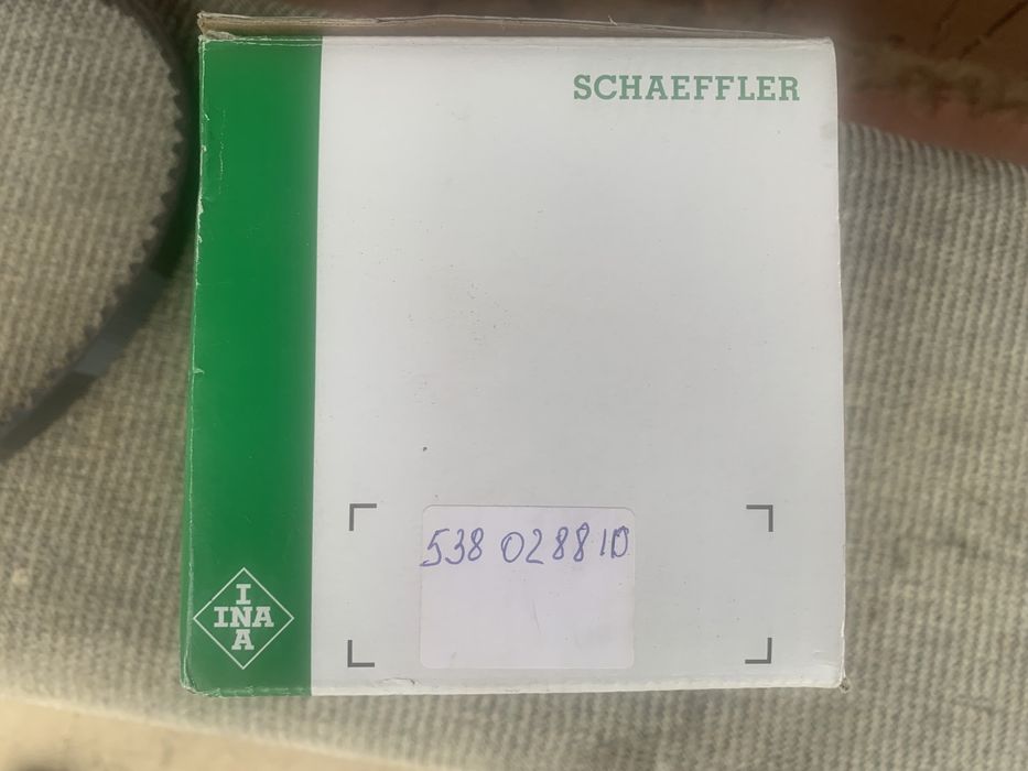 Ремінь ГРМ з помпою Ford Focus 538028810