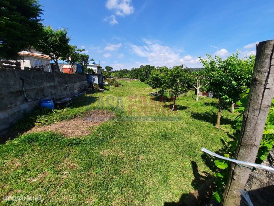 Terreno de construção em Nine - Vila Nova de Famalicão