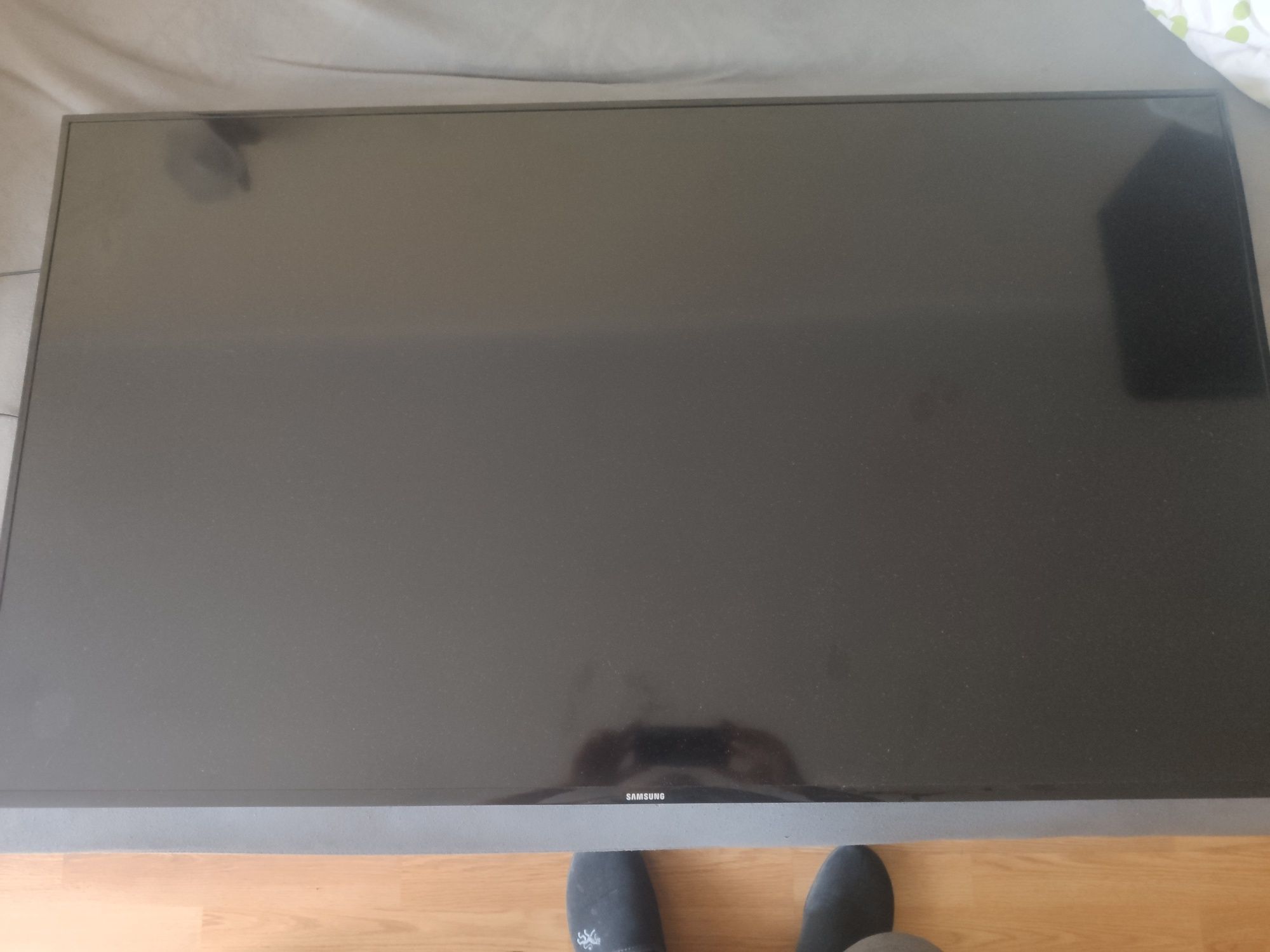 Telewizor Smart TV Samsung 50 cali uszkodzony