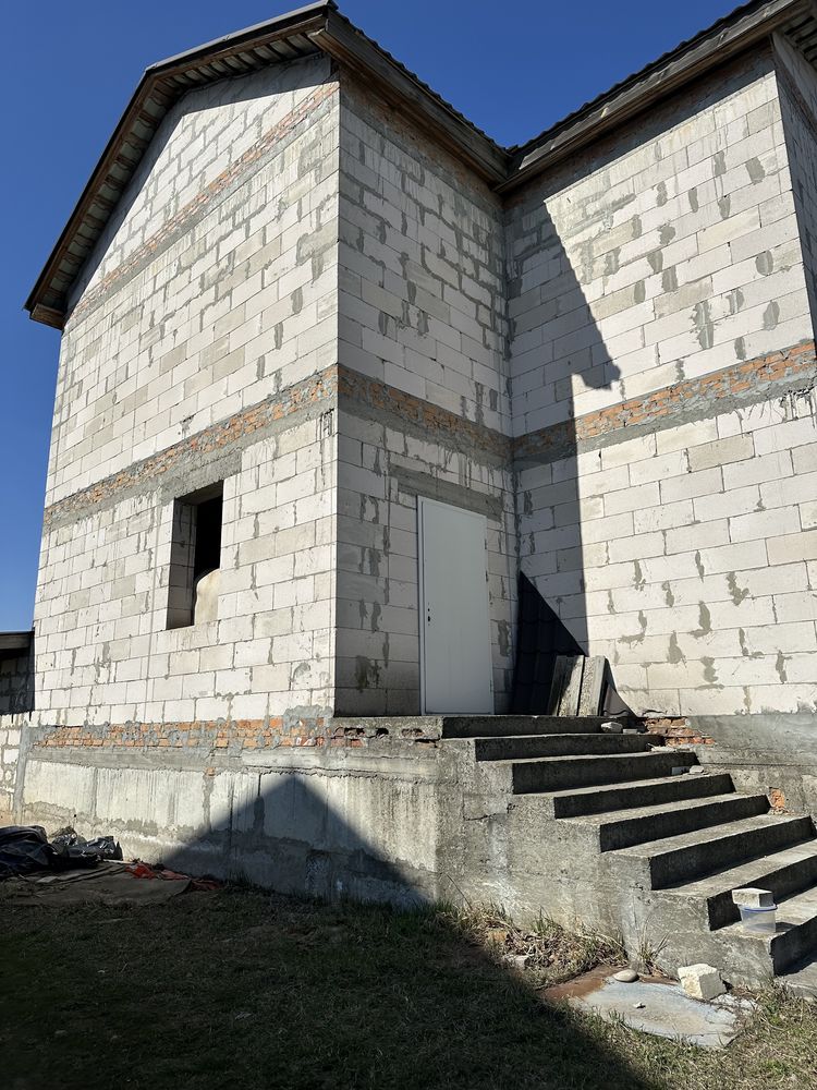 Двоповерховий будинок, Святопетрівське