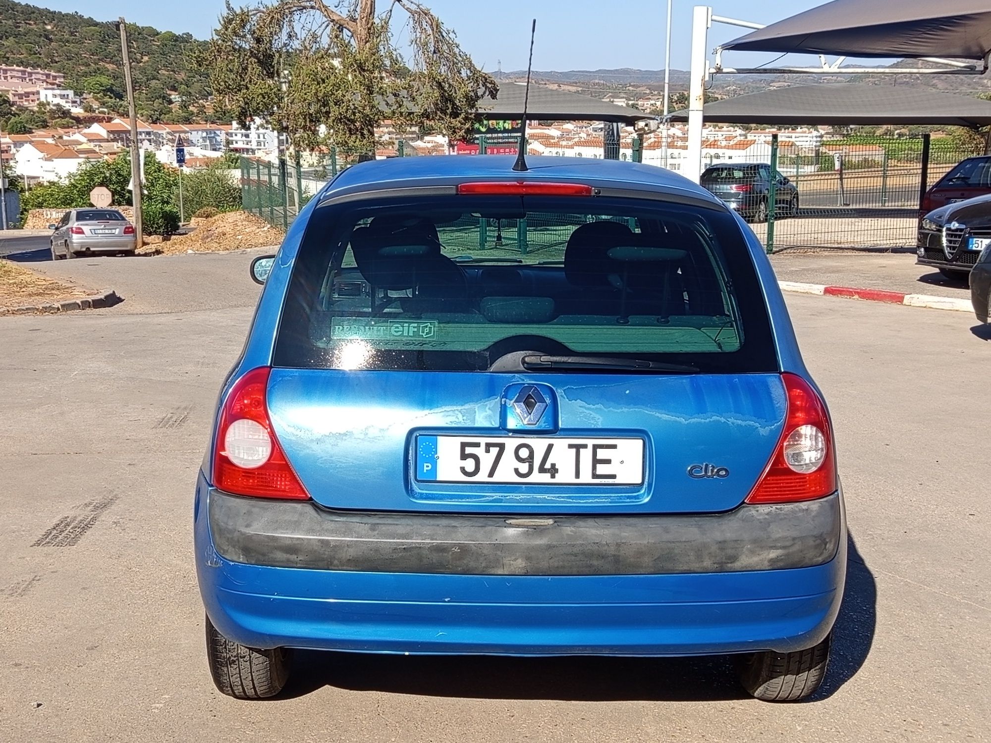 Oportunidade Renault Clio 1.2 16v gasolina em excelente estado