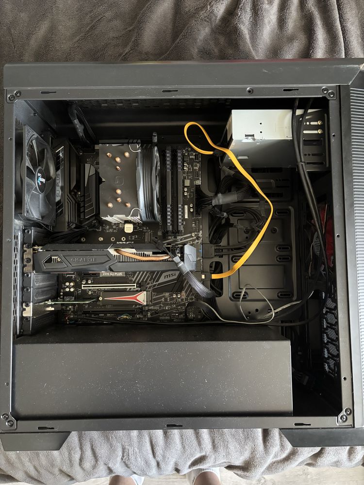 Komputer stacjonarny do gier i pracy - i5-8600K/GTX 1050Ti/16GB RAM