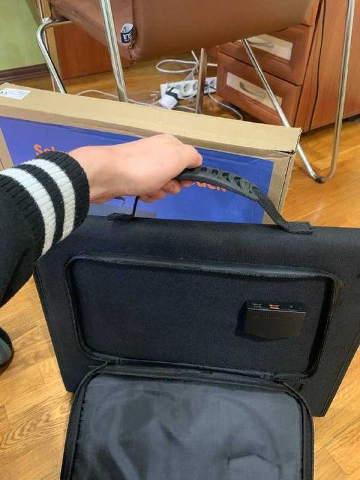 Сонячна зарядна портативна панель 100Watt Ватт чемоданчик
