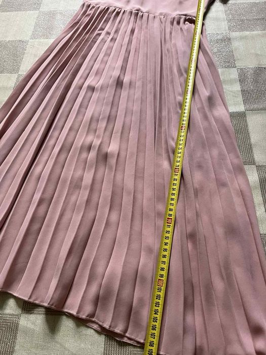 Sukienka długa Shein  zwiewna plisowana34/37 pudrowy róż wesele