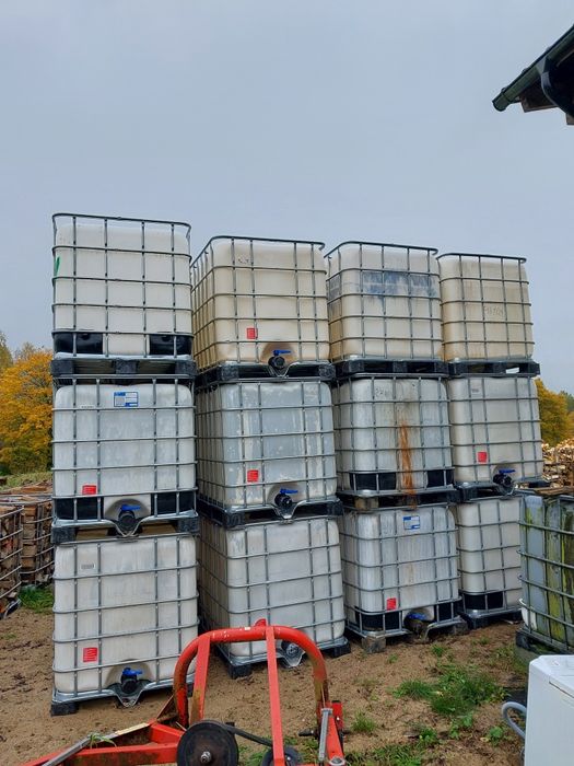 Zbiornik 1000l BRUDNE ,do umycia mauzer)