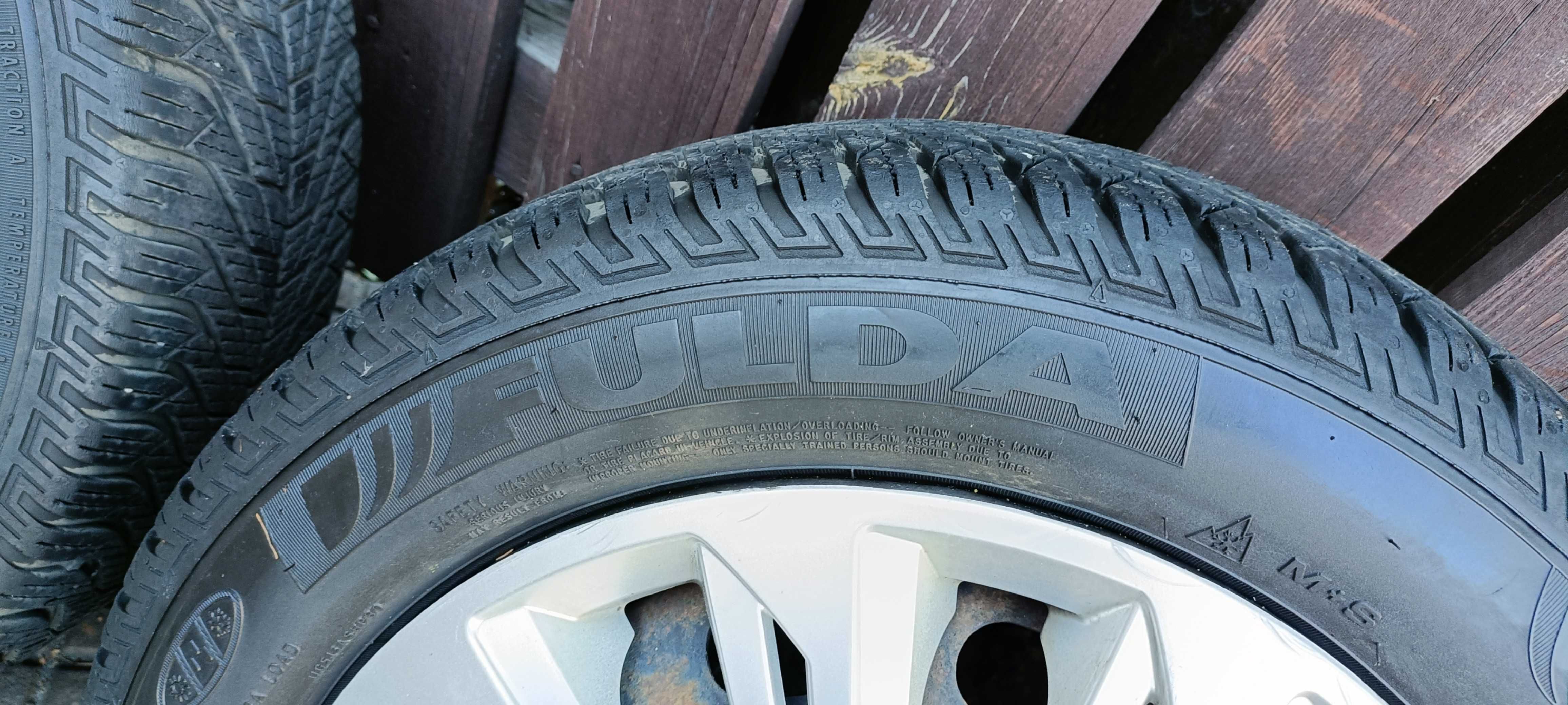 Komplet kół całorocznych Ford 195/60R15 Fulda MultiControl
