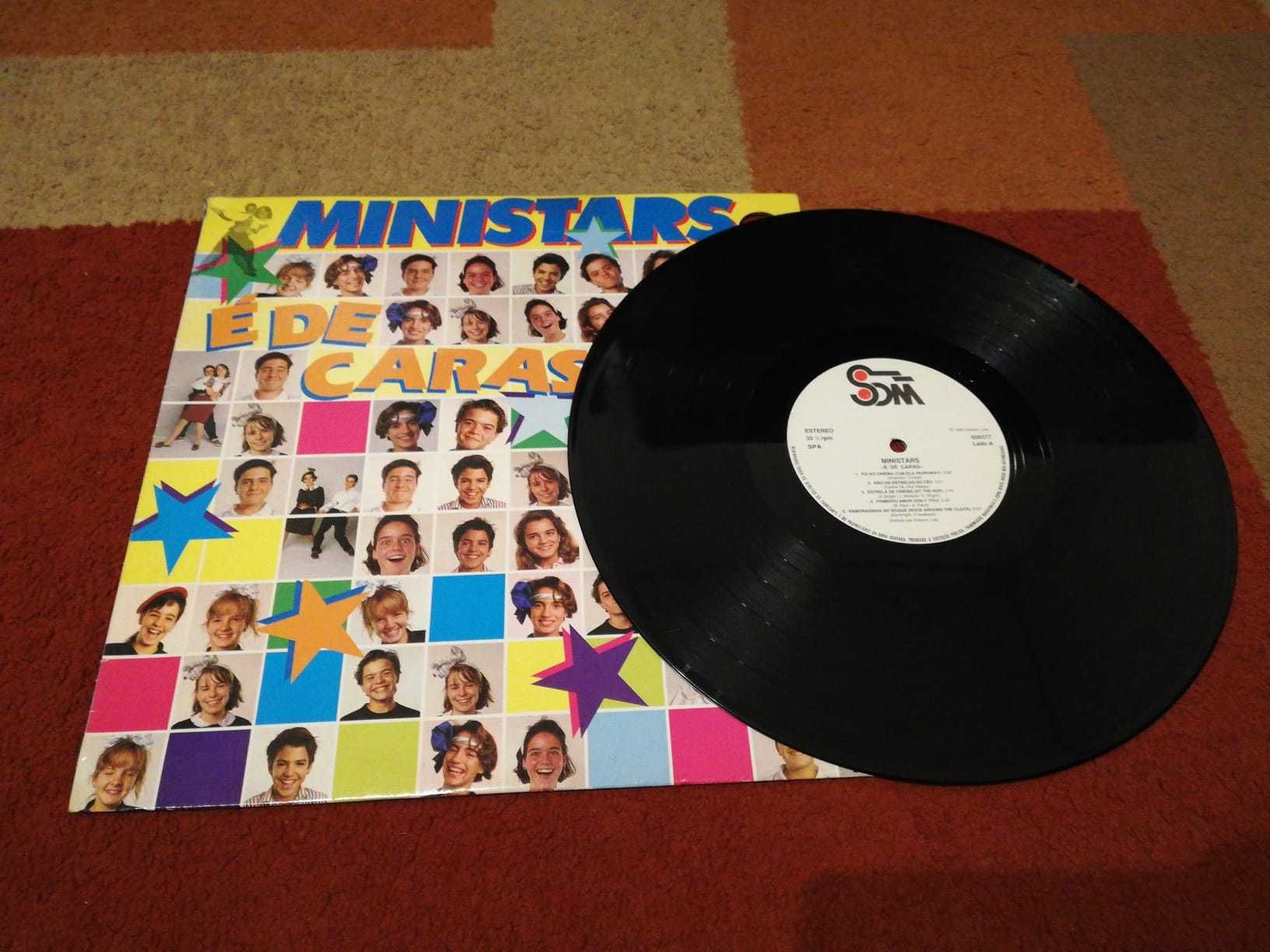 Vendo Disco de Vinil - MINISTARS - É de Caras 1990