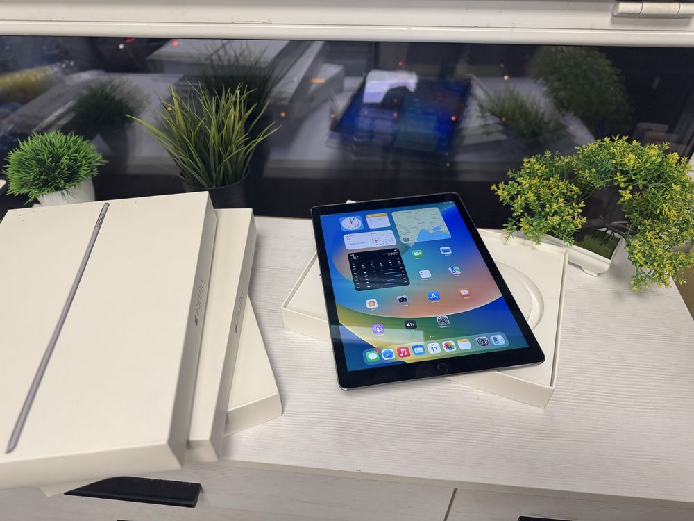Apple Ipad Pro 12.9 32 GB Wifi як новий !