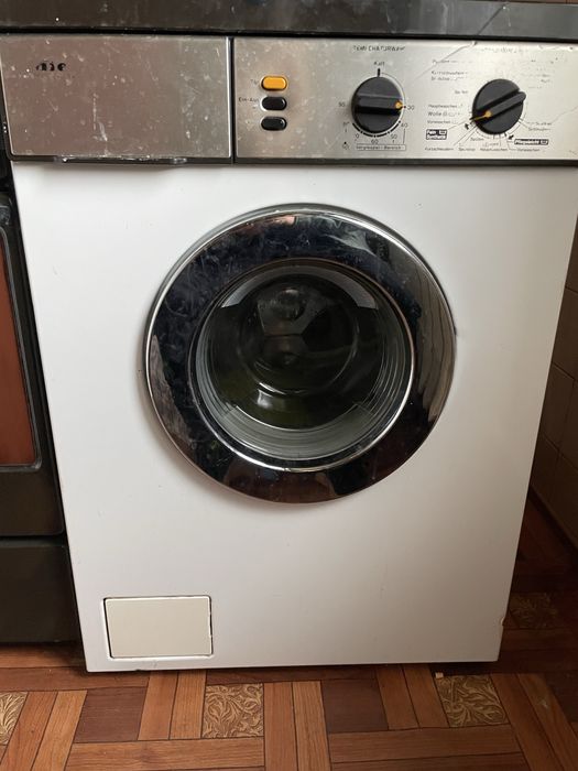 Пральна машина Miele