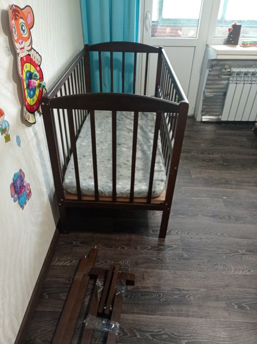 Продам дитячий манеж