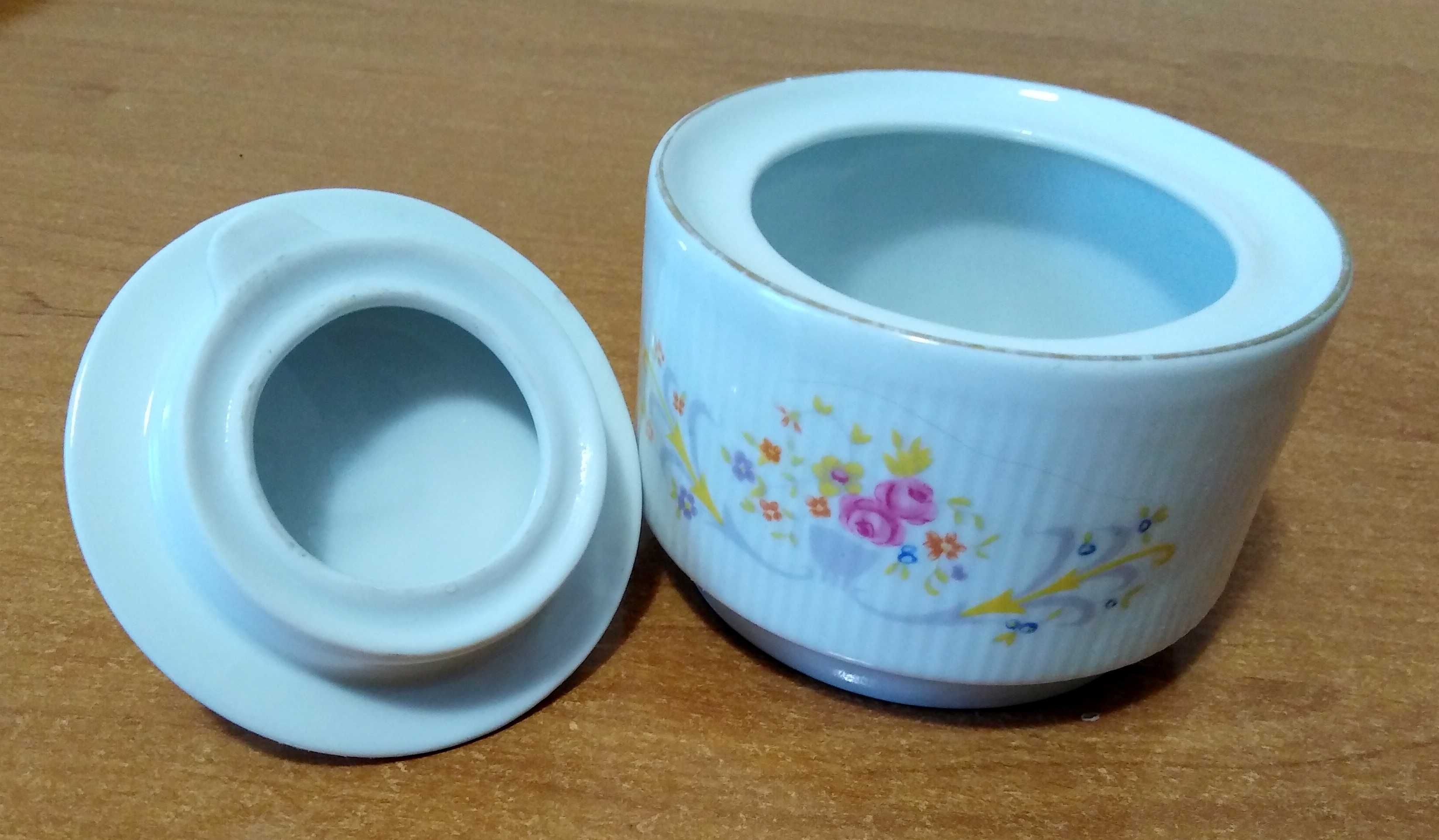 Cukiernica, porcelana z Chodzieży - okres PRL